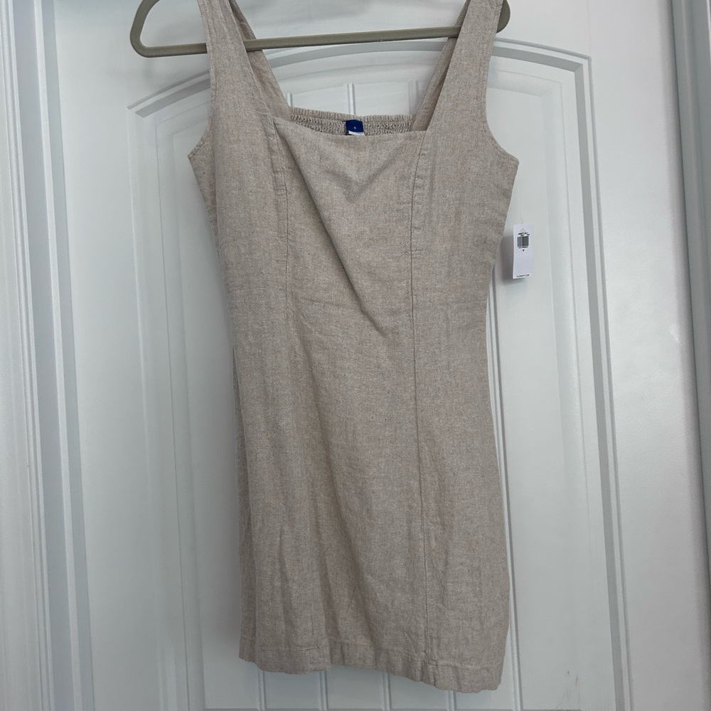 Old Navy Beige Sleeveless Dress